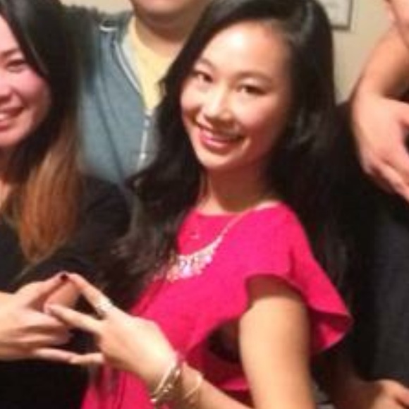 🌺 Zara ruffle top - Picture 2 of 4